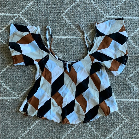 Ava Sky Cold Shoulder Top - Picture 2 of 4